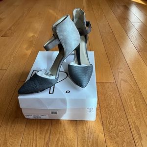 BP Women Classic Pointed Toe High Heels Pumps. Size 8 Grey
